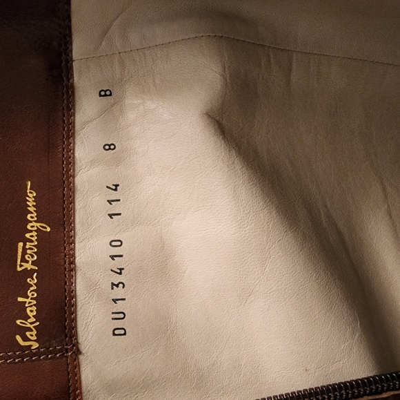 Ferragamo tan leather boots size 8 - Picture 5 of 9